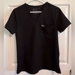 FIGS Black Catarina Scrub Top - Classic Pocket S EUC